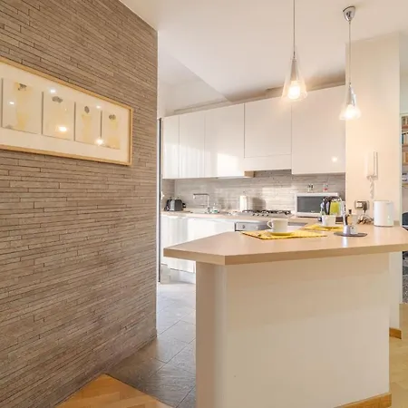 Cozy X4 - Seaview & Balcony Apartment *