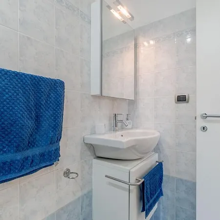 Apartment Cozy X4 - Seaview & Balcony Genua
