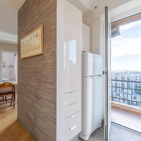 Cozy X4 - Seaview & Balcony Apartment Genua
