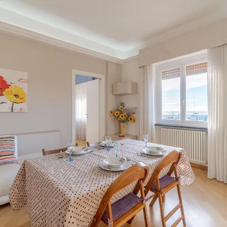 Cozy X4 - Seaview & Balcony *